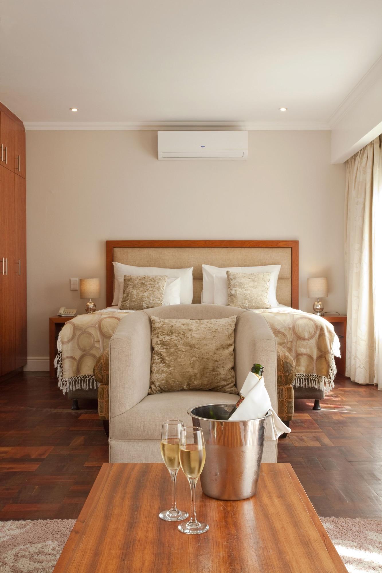 Cascade Manor Hotel Paarl Buitenkant foto