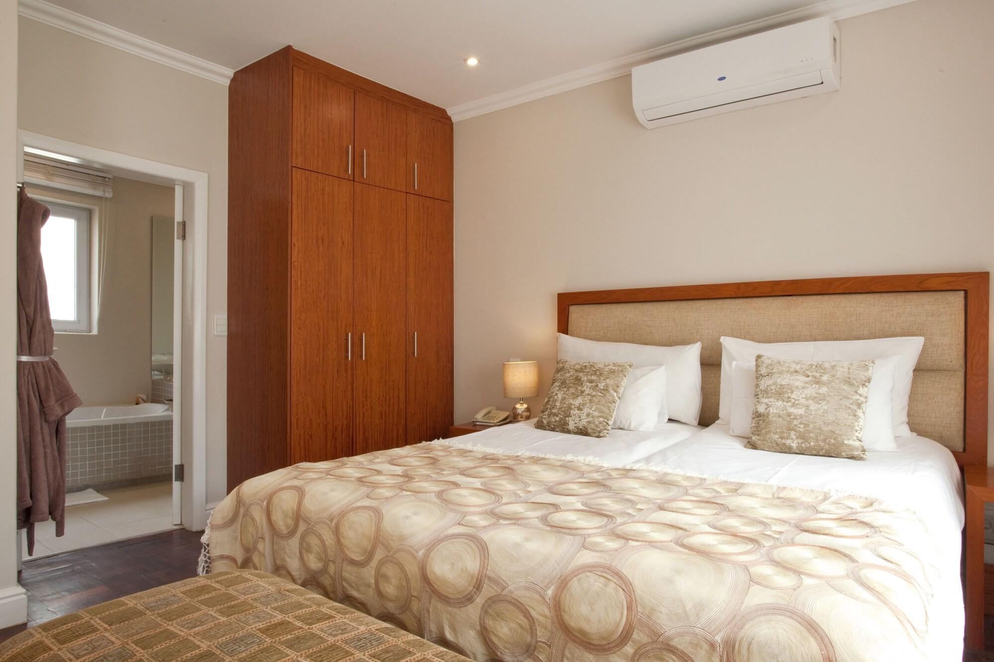 Cascade Manor Hotel Paarl Buitenkant foto