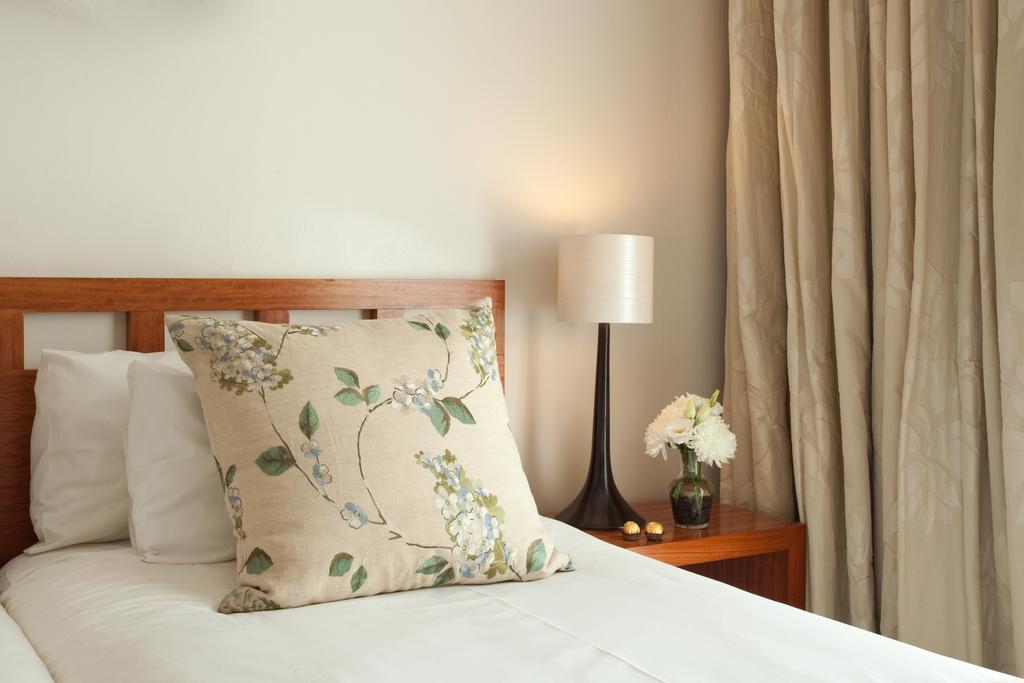 Cascade Manor Hotel Paarl Buitenkant foto