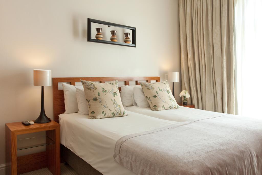 Cascade Manor Hotel Paarl Buitenkant foto