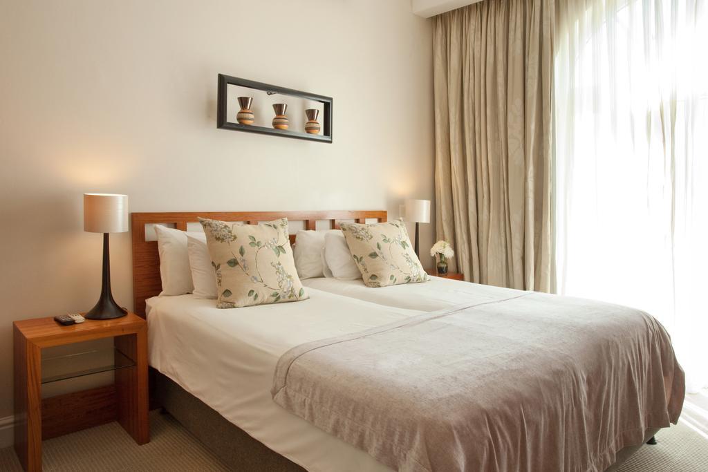 Cascade Manor Hotel Paarl Buitenkant foto