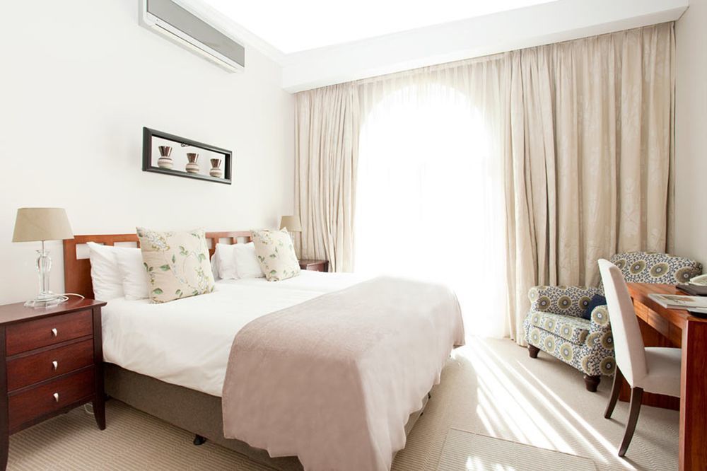 Cascade Manor Hotel Paarl Buitenkant foto